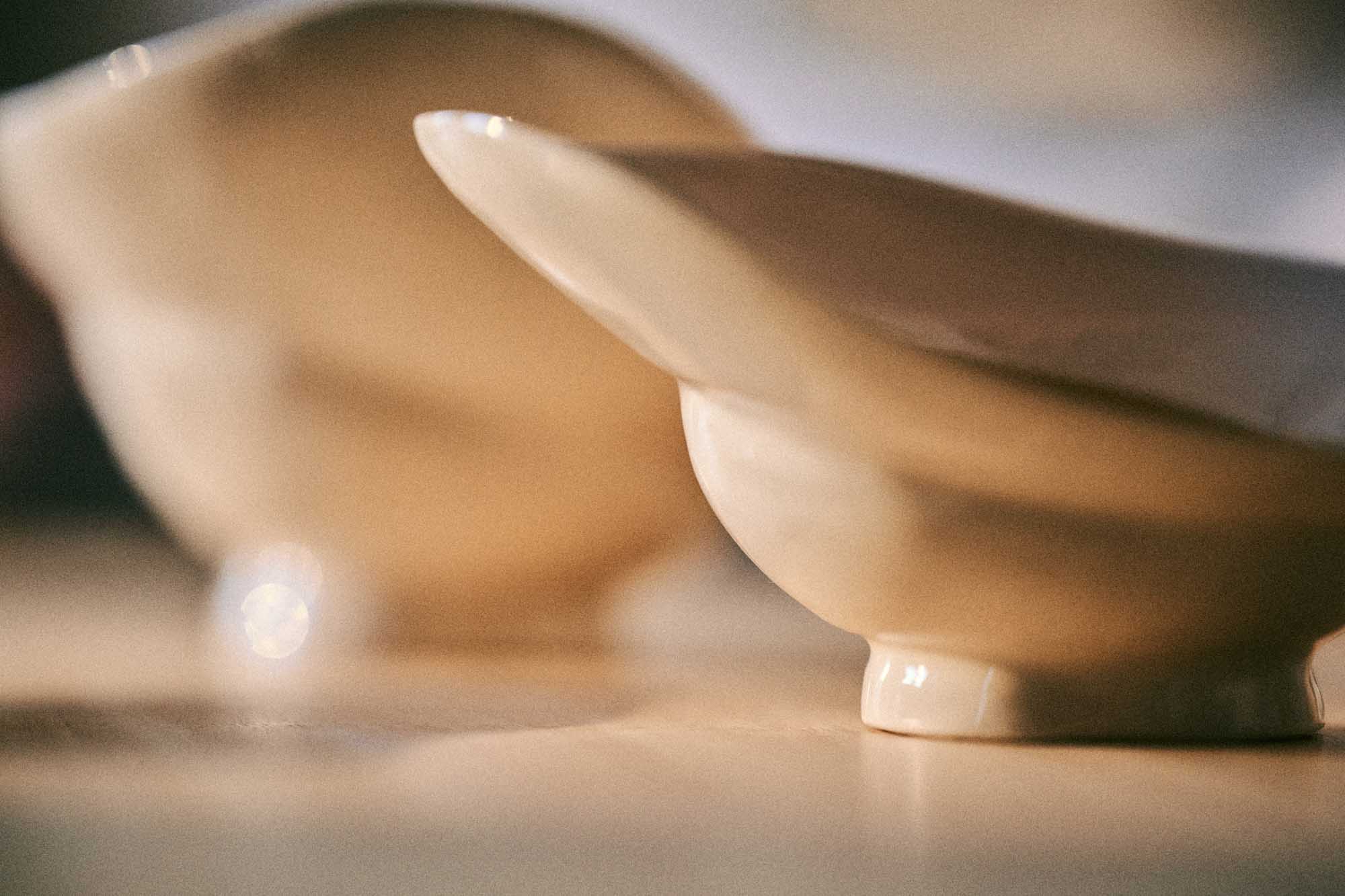 Close-up of the footed white porcelain Ab Ovo bowl from Materia Mensa Episode 2